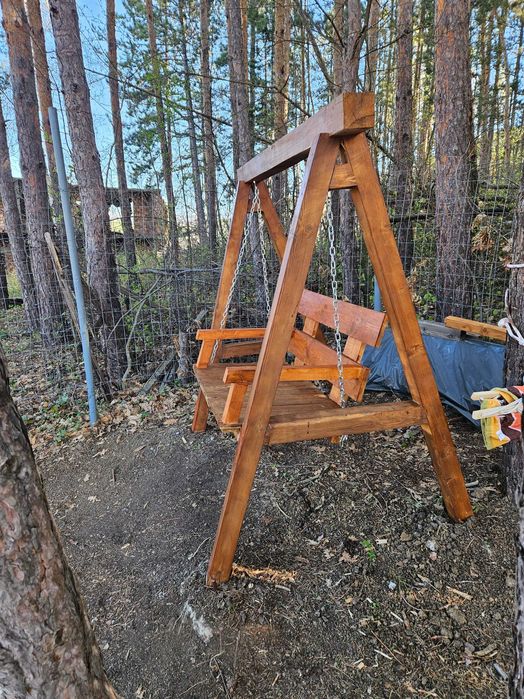 Дървени градински люлки, навеси, дървени конструкции, дървени перголи