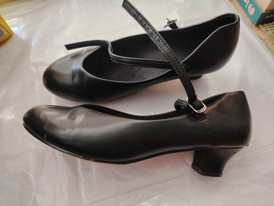 Обувь разная женская