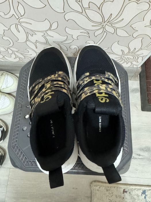 Кроссовки Adidas детские