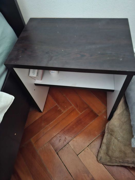 Set de mobilier din pal pentru living si dormitor.