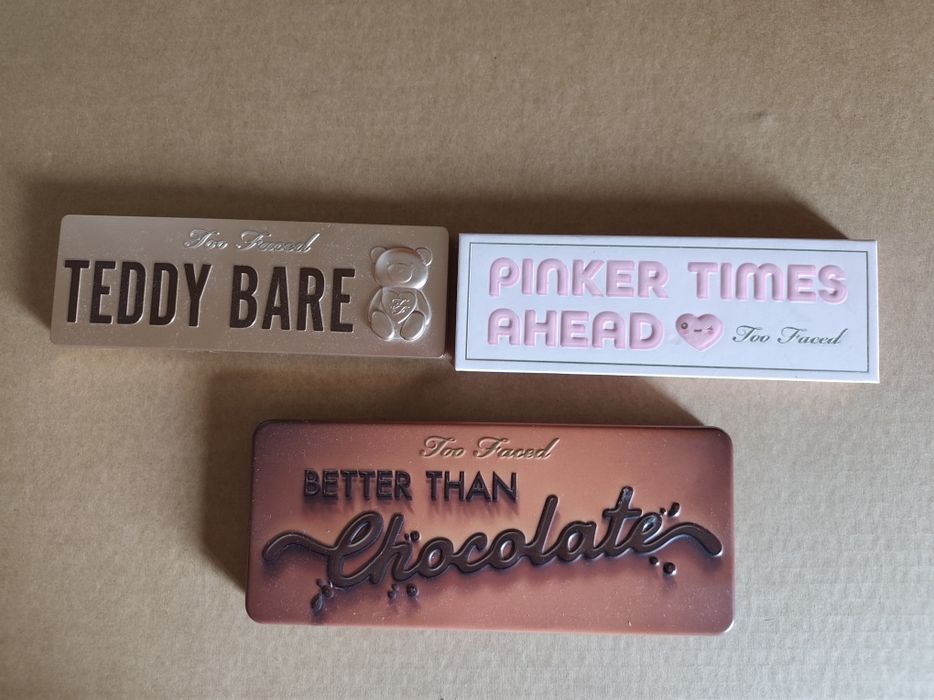 Paleta de farduri de pleoape Too Faced