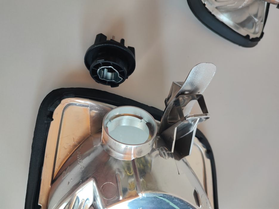 Мигачи Мерцедес 124 бели mercedes w124 e нови