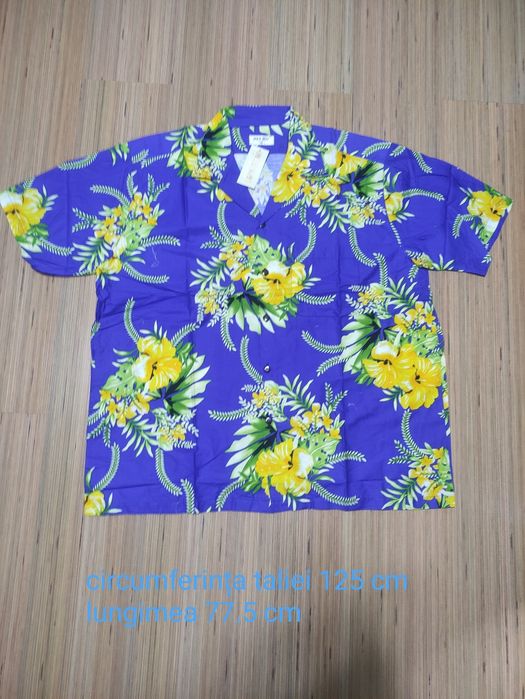 Camasa inflorată Hawaii 3XL are 125cm de jur împrejurul burții