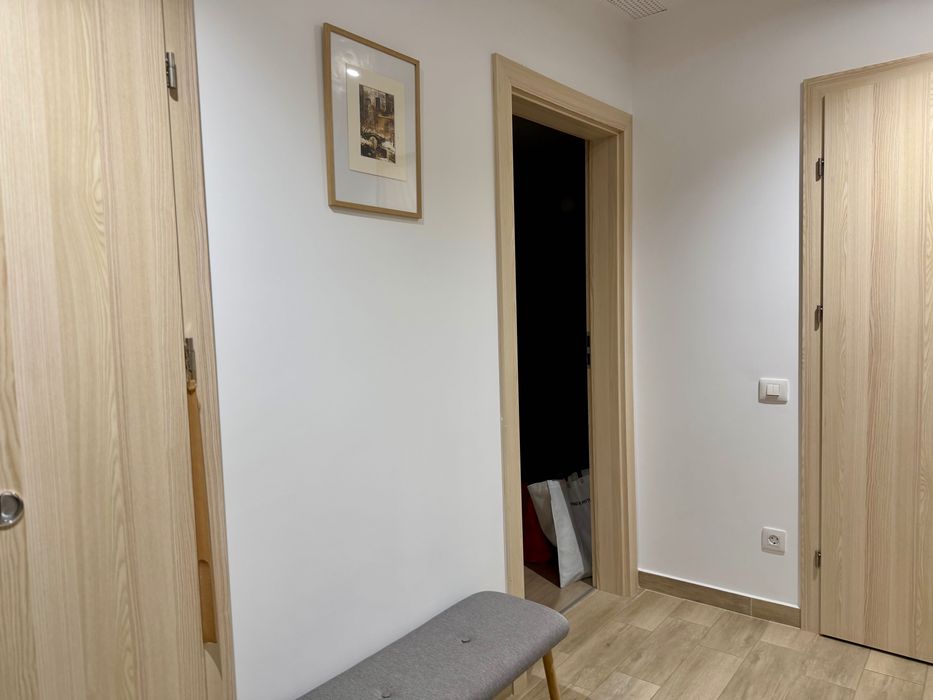 Chirie Apartament 2 camere decomandat | Urban Plaza Brașov | Parcare inclusă