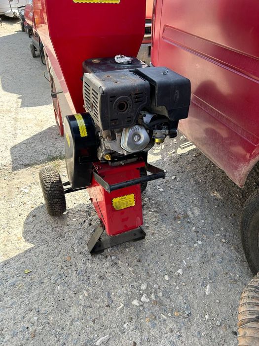 Бензинова дробилка нова висок клас HONDA ХОНДА 12 СМ