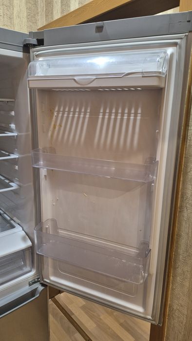 Холодильник Samsung No Frost