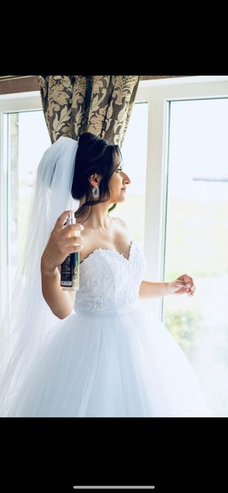 Rochie mireasă la comanda