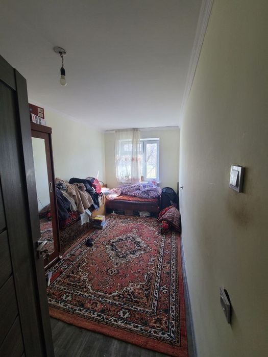 Срочно продаётся 3 комнатная квартира в городе Чирчике