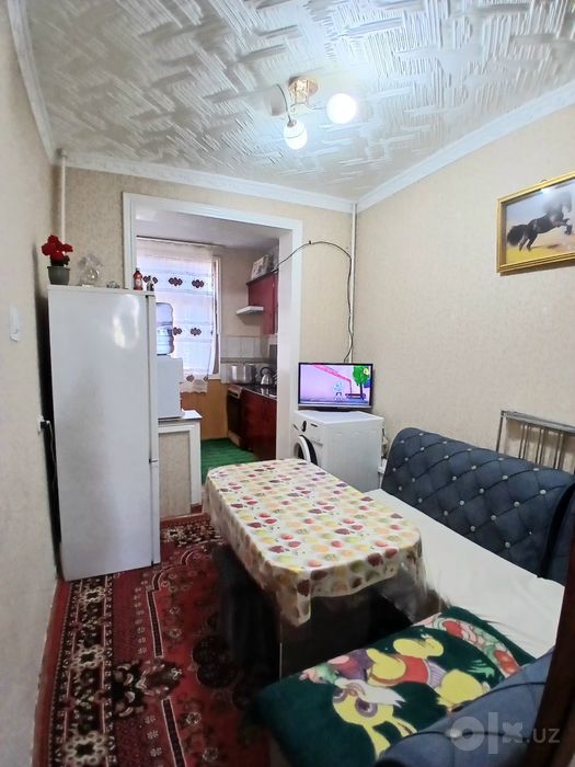 3xonali kvartira sotiladi