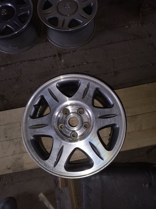 Vand jante aliaj Lancia Kappa.