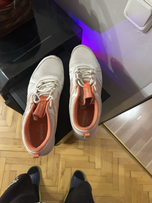 Маратонки  Reebok 42 номер унисекс опигинал