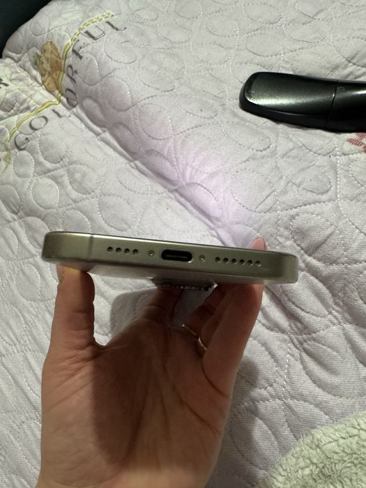 Продам айфон 15 про макс 256