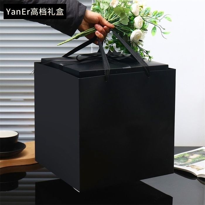 Пакет подарочный