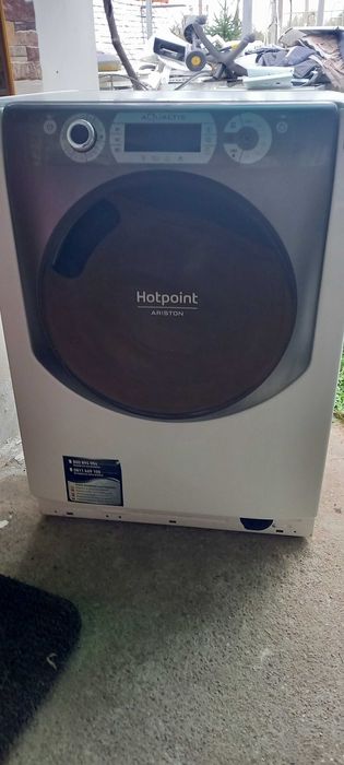 Продавам пералня Аристон Bauknecht