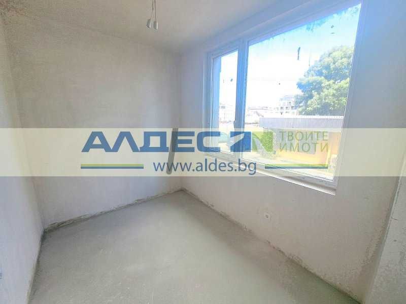 Чисто нов тристаен ап. с Акт 16 в Дървеница!