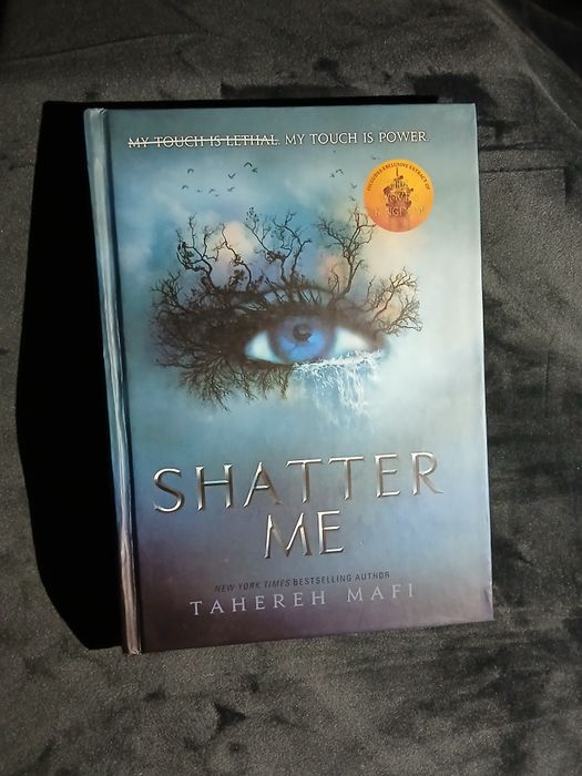 Shatter Me — Tahereh Mafi