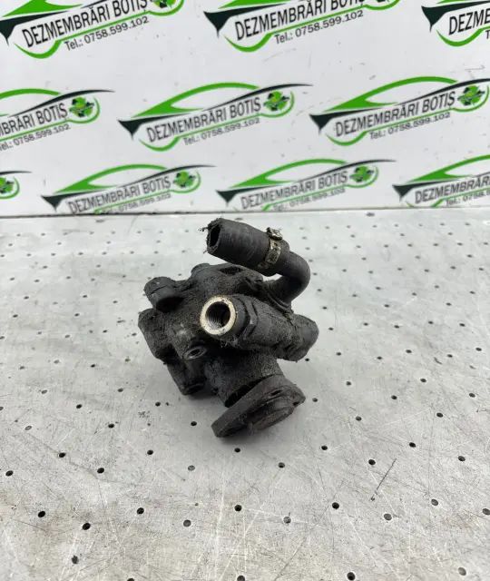 Pompa servodirectie mecanica Volkswagen VW Passat 2000