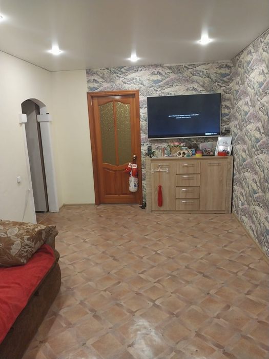 Продам 2 комнатную квартиру