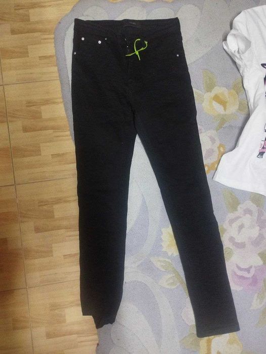 Amiri джинсы черные
