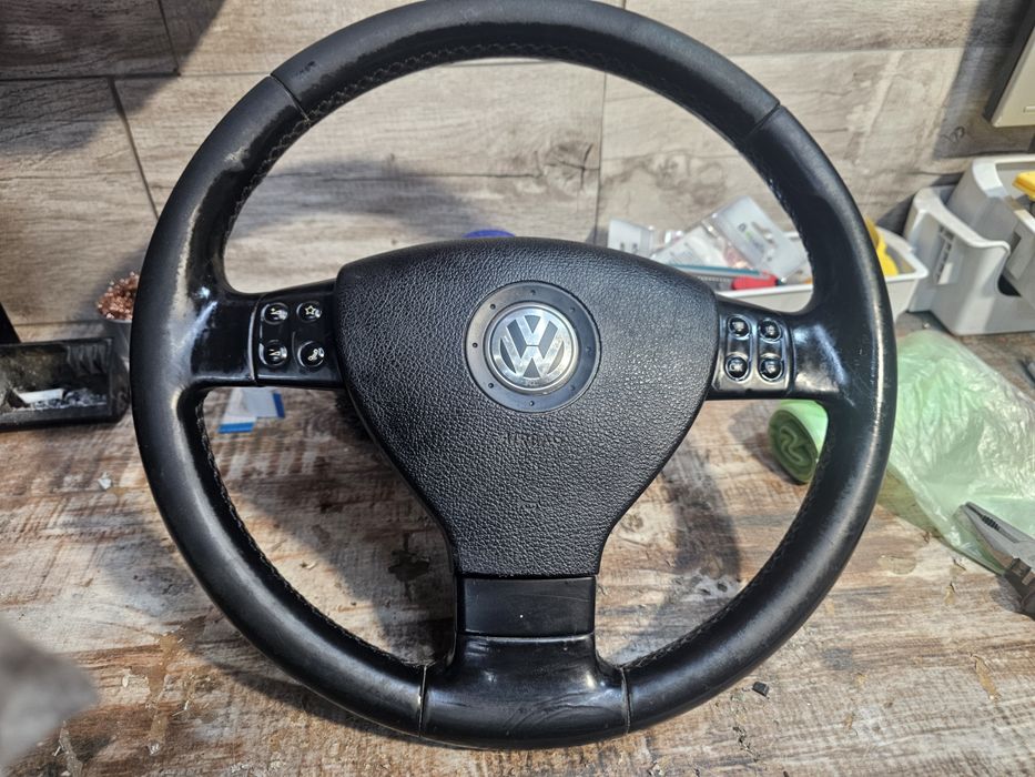Мултифункционален волан за VW Passat B6