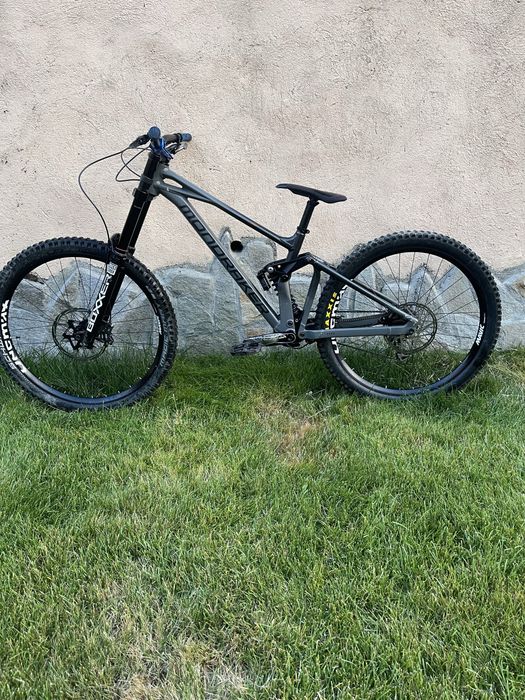 Mondraker Summum 2024 R  Mullet СЕРВИЗИРАНО - М размер