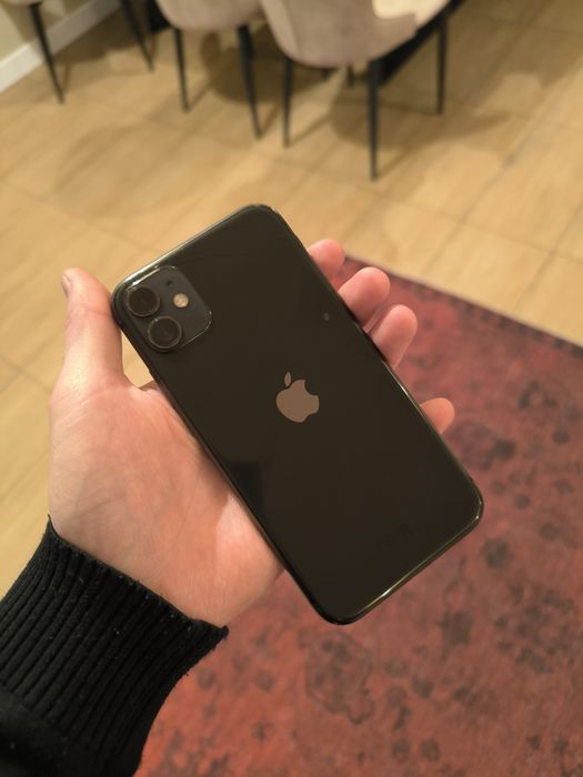 Продам Iphone 11