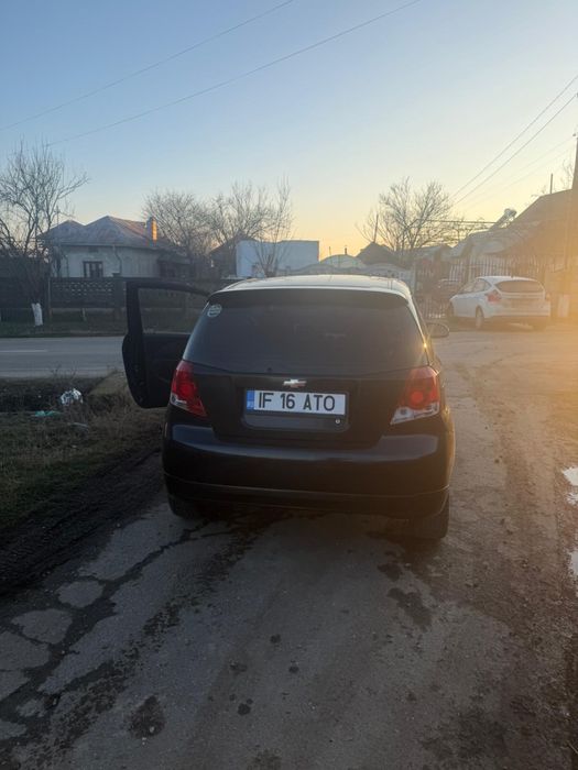 Vând Chevrolet  Kalos