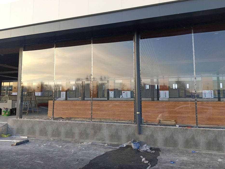 Tent banner salofan ustonovka