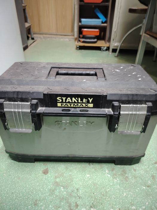 Куфар Stanley,Инструменти  Knipex, Wera,Facom