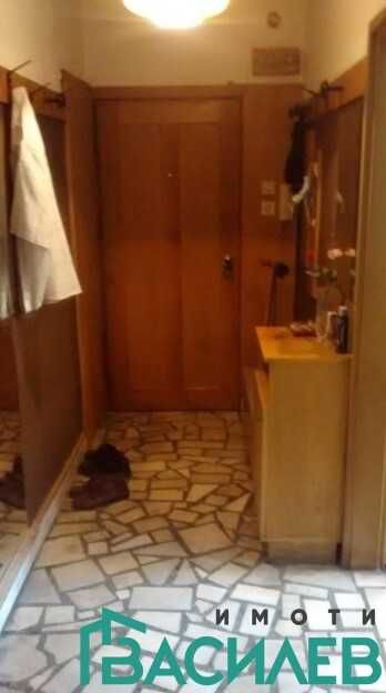 Дава се под наем Двустаен апартамент в София, Център - 84 кв.м за 498.27 € - Снимка #3