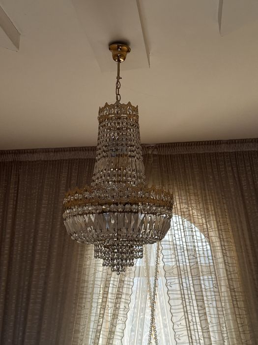 Люстра. Аспашам.