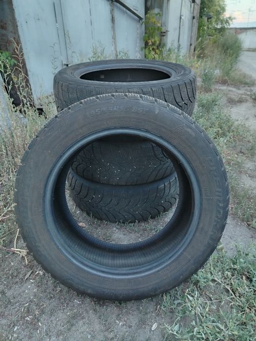 Продам зимнюю резину на 15