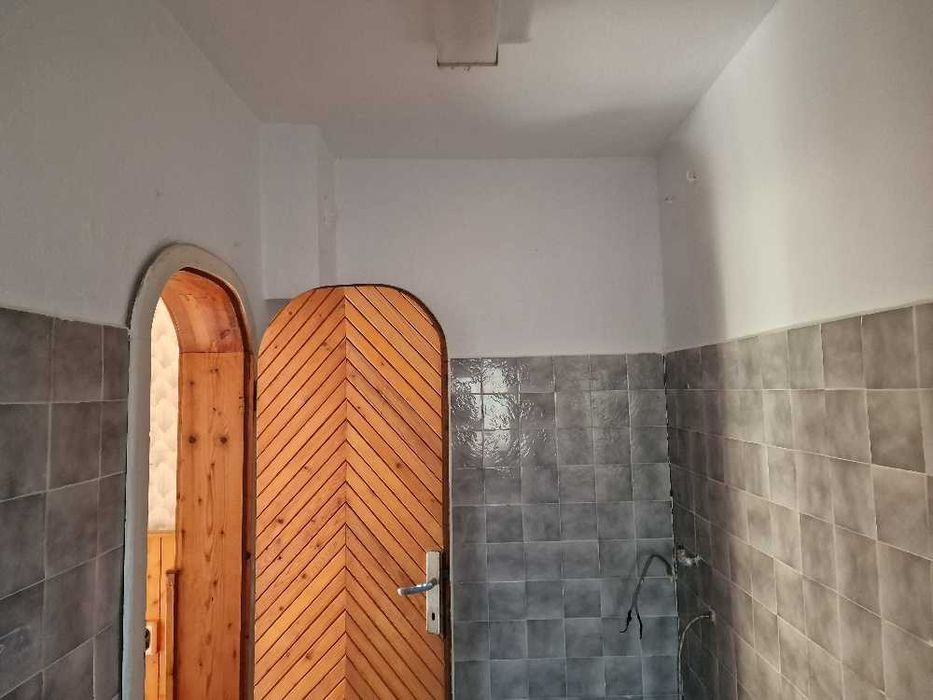 Къща за продажба в село Красен