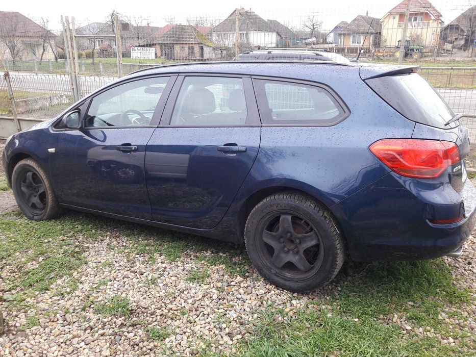 OPEL ASTRA J 2.0 CDTI Din 2011 Euro5 cu 165CP Neinmatriculat