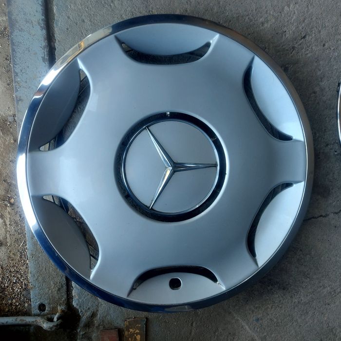 Колпаки Mercedes-Benz