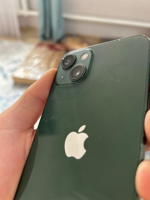 Iphone 13 ……………m