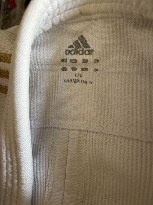 Продаю КИМОНО Adidas Champion СРОЧНО