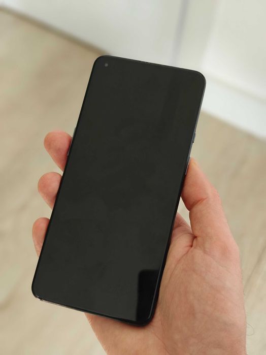 OnePlus 9 128 GB / 8 GB