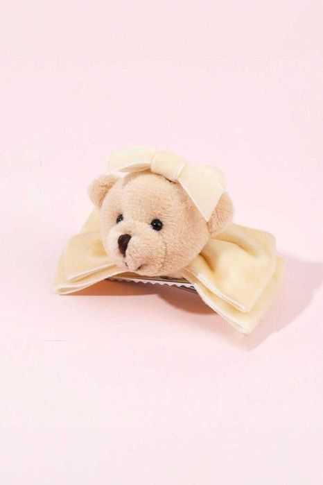 Фиба с плюшено мече в различни цветове, вдъхновена от Petite Fleur