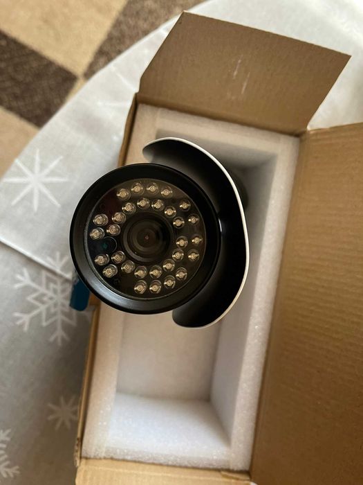 Sunell E-1323 камера за външен монтаж с HD резолюция