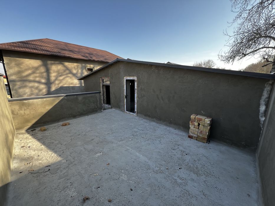 Таунхаус — Звёздная махалля (первая линия, сторона Танкового)