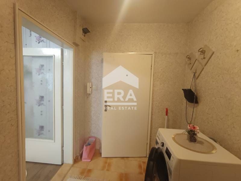 Гарсониера на среден етаж в кв. "Владиславово" за продажба, с площ 41,