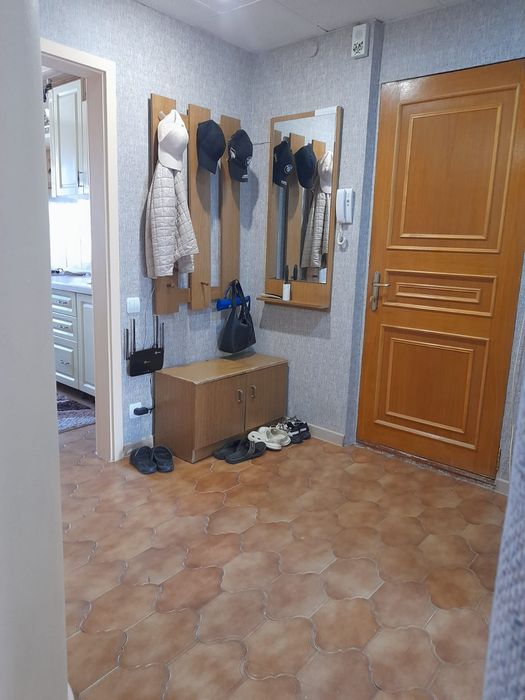 Продам 4х комнатную квартиру