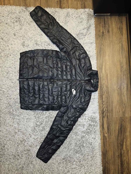 Оригинално мъжко яке Nike