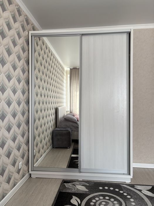 Продам шкаф купе