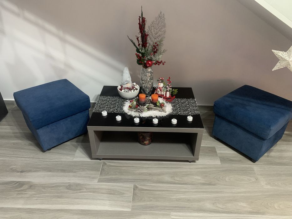 Vand masuta si tabureti