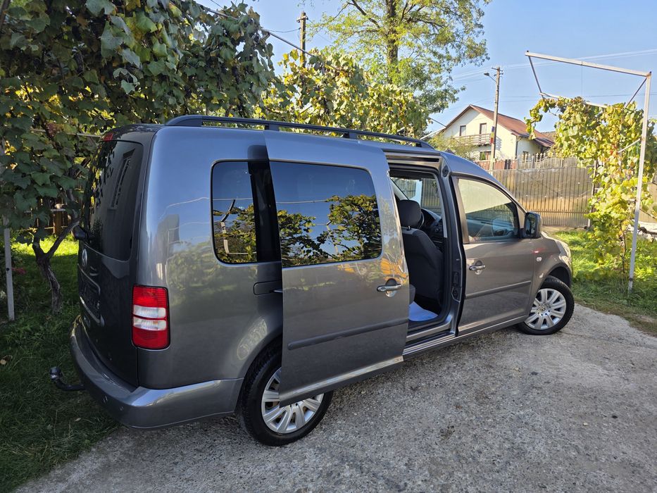 Vw caddy/7 locuri/model lung/