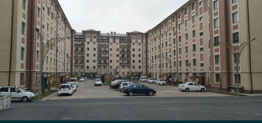 Продаётся Квартира  BEK BARAKA SITY 3/8/8 Mo'ljal Bek Baraka Bozor