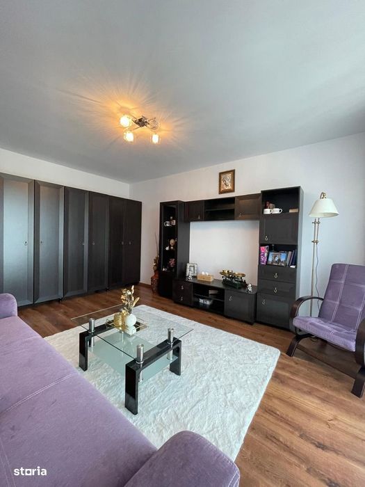 Garsonieră spațioasă de vânzare + loc de parcare | 86.500 €