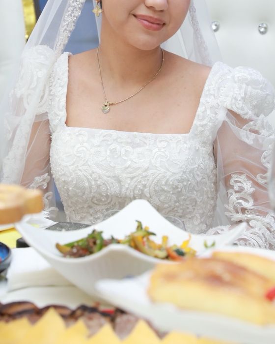 Свадебное платье